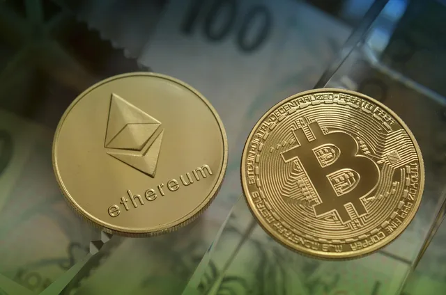 ethereum, bitcoin, cryptocurrency, coin, btc, eth, money, digital, virtual, cryptography, finance, currency, blockchain, wealth, financial, symbol, investment, business, ethereum, ethereum, ethereum, ethereum, ethereum, bitcoin, eth. Revisione degli investimenti digitali